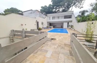 Casa com 500 m², 5 quartos sendo 2 suítes à venda no bairro planalto paulista.