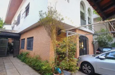 Casa com 346 m², 4 quartos sendo 2 suítes à venda no bairro jardim luzitania.