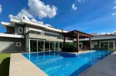 Casa em condomínio de 680m2 uteis, 04 suítes, 06 vagas de garagem na aldeia da serra