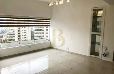 Charmosa cobertura, com vista permanente, localizada no morumbi.