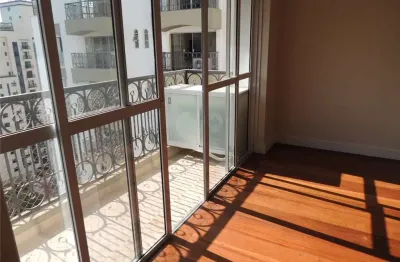 Apartamento com 131 m², 3 quartos sendo 1 suíte à venda no bairro campo belo.