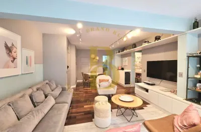 Apartamento com 98 m², 3 quartos sendo 1 suíte à venda no bairro moema.