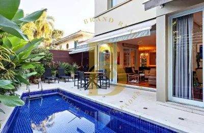 Casa de condomínio á venda de 442 m², com 3 suítes piscina e 03 vagas no morumbi.