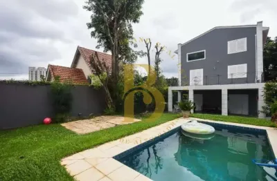 Casa á venda com 287 m², 3 suítes , piscina e 02 vagas bairro jardim guedala sp.