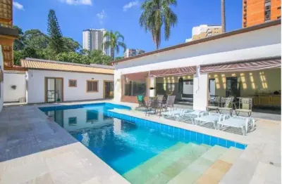 Casa com 350 m², 3 quartos sendo 3 suítes à venda no bairro alto da boa vista.