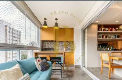 Apartamento reformado á venda com 120m², com 03 dormitórios e 03 vagas na vila olimpia