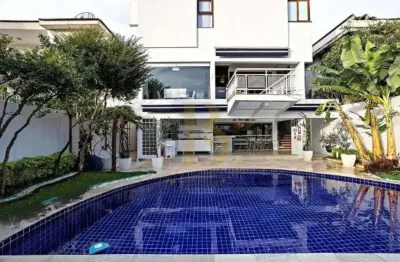 Casa com 594 m², 5 quartos sendo 4 suítes à venda no bairro morumbi.