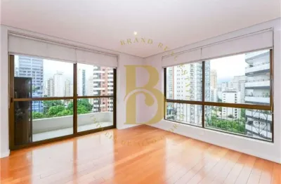 Apartamento com 180 m², 3 quartos sendo 3 suítes à venda no bairro moema.