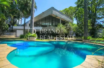 Casa com 768 m², 4 quartos sendo 4 suítes à venda no bairro Alto da Boa Vista.