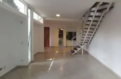 Casa com 250 m², 4 quartos sendo 4 suítes à venda no bairro indianópolis.
