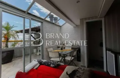 Cobertura Duplex com 194m², em ótima localização na Chácara Inglesa.