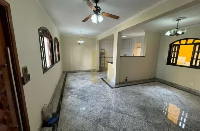 Casa de vila com 131 m², 3 quartos sendo 0 suíte à venda no bairro bela vista.