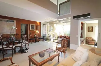 Apartamento sofisticado, em andar alto e localização cobiçada no Brooklin.