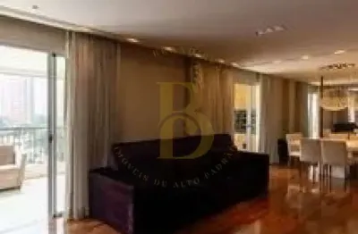 Apartamento com 216m², 3 suítes e 4 vagas de garagem à venda no campo belo.