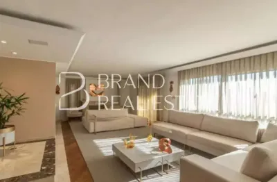 Cobertura tríplex à venda no Brooklin com 911m², 5 quartos e 4 vagas!