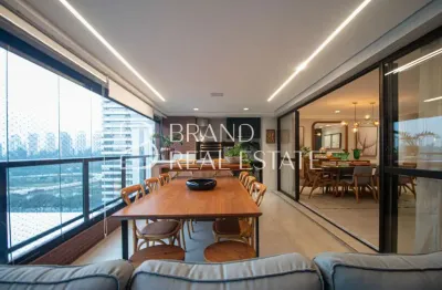 Apartamento de Alto Padrão com 210m², 3 Suítes, Varanda Integrada e 4 Vagas