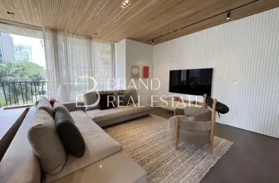 Apartamento á venda com 3 suítes e 4 vagas no Itaim-Oportunidade