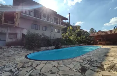 Casa de condomínio de luxo em cotia-sp, parque dom henrique  5 quartos, 1 suíte, 5 banheiros, 3 vagas de garagem  569m²