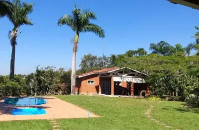 Incrível sítio em jarinu-sp: 3 suítes, 8 vagas, 500m² de área, lazer completo. agende sua visita!