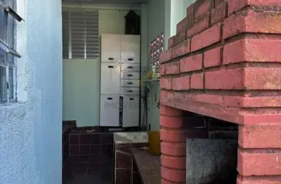 Casa sobrado a venda em bela vista osasco, 2 quartos (com espaço para ser feito o 3°), 2 vagas