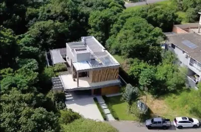 Imperdível casa em condomínio de luxo em jandira-sp, jardim do golf i: 6 quartos, 5 suítes, 3 salas, 7 banheiros, 11 vagas de garagem!