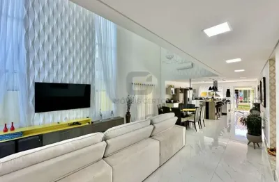 Impecável casa em condomínio à venda em vargem grande paulista-sp, 3 quartos, 1 suíte, 3 salas, 5 banheiros, 4 vagas, 382m².