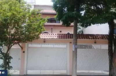 Belíssimo sobrado jd. city -4 dorms. 5 vagas - 250 m2 terreno