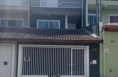 Sobrado à venda - 125 m² de terreno e 80 m² de construção - rua sem saída