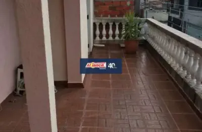 Sobrado muito bem localizado na ponte grande, proximo de comercio, farmacia, correio, bancos todos,