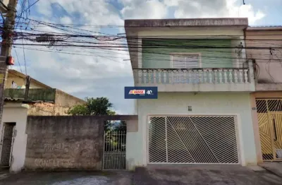 Sobrado com 3 quartos em terreno 10x25, sendo meio lote terreno limpo no carmela i em guarulhos, sp