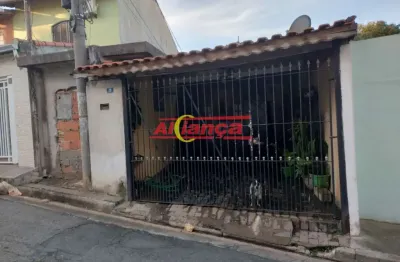 Casa com 2 quartos à venda na Viela Naruel, 28, Centro, Guarulhos