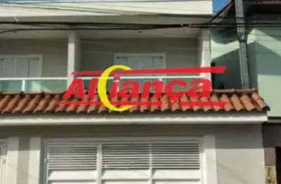 Sobrado recém com acabamento finalizado pronto para moradia.