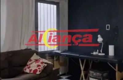 Casa com 2 quartos à venda na Rua Clementina de Jesus, 37, Jardim Santa Emilia, Guarulhos