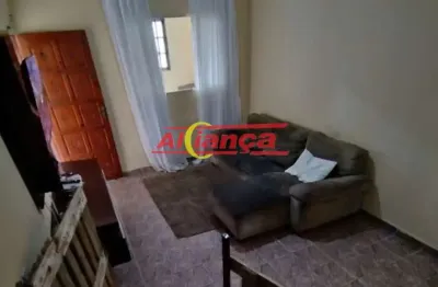 Sobrado em um terreno de 250 mt²,com toda infraestrutura,ccontendo: