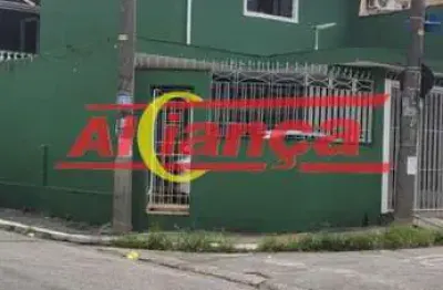 Sobrado na vila itapegica próximo ao shopping internacional 114 m², 3 dorm, 2 vagas, churrasqueira