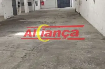 Galpao na vila endres, 1000 metros terreno e 796 de área construída