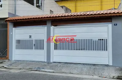 Casa térrea toda reformada , 3 quartos, 1 suíte, 3 vagas, quintal,jardim de inverno.