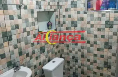 [ sobrado parte de baixo 2 cômodos banheiro, parte de cima 2 cômodos banheiro com tanque e local par