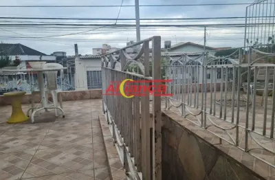 Casa no jd. pinhal - guarulhos - 03 dormitórios e duas vagas.