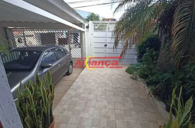 Casa térrea com 3 quartos e 5 vagas, 250 m², $ 750.000 - continental