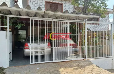 Sobrado na zona norte com quintal e excelente localidade