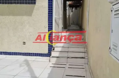 Casa sobreposta parte inferior com 2 quartos, a venda no picanço - guarulhos/sp.