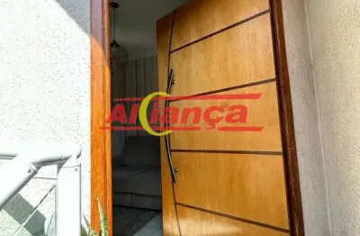 Linda casa sobreposta no jardim santa inês, próxima à praça 8