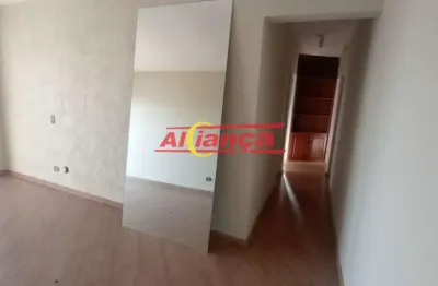 Apartamento de 76m2 com 3 quartos, sacada com vista livre e vaga de garagem na vila camargos
