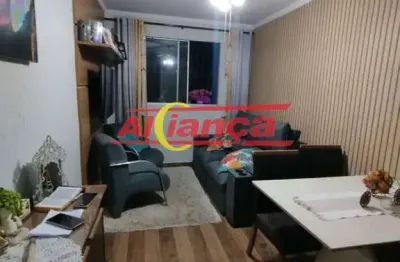 Apartamento com - 68m² de área, 2 dormitórios, 1 banheiros, 1 vagas.