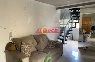 Cobertura, com churrasqueira. porteira fechada, cliente vai tirar só os pertences pessoais e a tv.