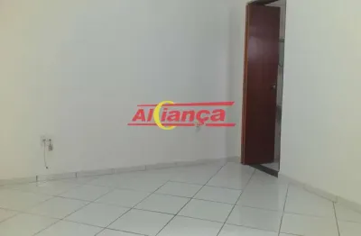 Casa térrea com 02 quartos e suíte no jardim munhoz - guarulhos/sp