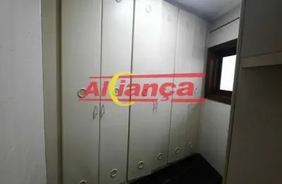 Casa de luxo no condomínio arujazinho iii - arujá/sp