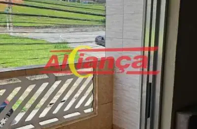 Casa com 3 quartos à venda na Rua Nelson Fuchs, 35, Jardim Adriana, Guarulhos