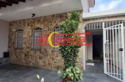 Sobrado à venda 3 quartos, sendo 1 suíte, 2 vagas no jardim santa mena com edícula.